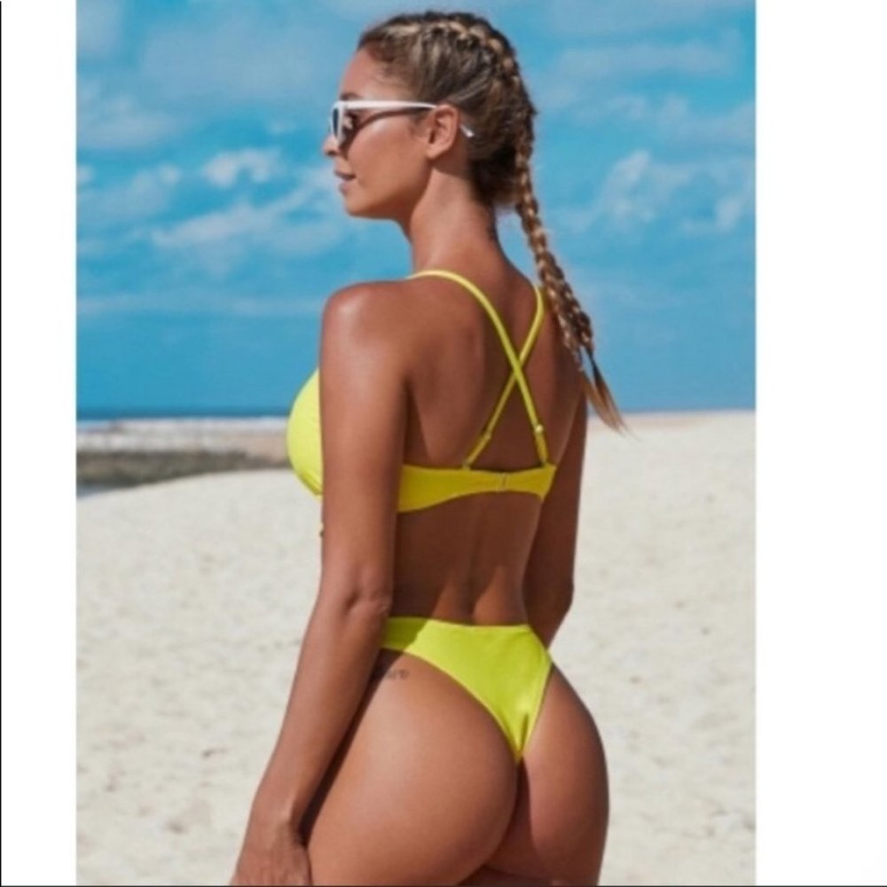 SOLD OUT ☀️Sia Bikini Swimsuit☀️ - Picture 2 of 7